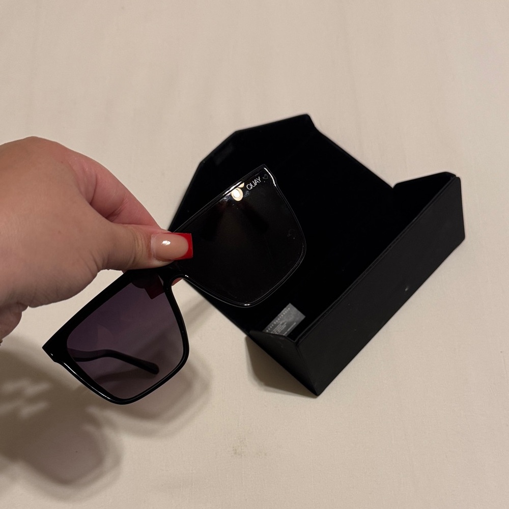 Quay Australia Black Sunglasses + Case!